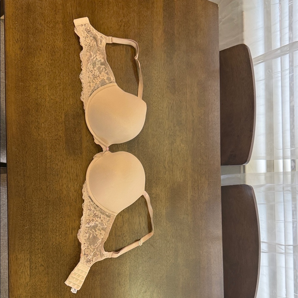 Victoria's Secret Blush Lace Bra